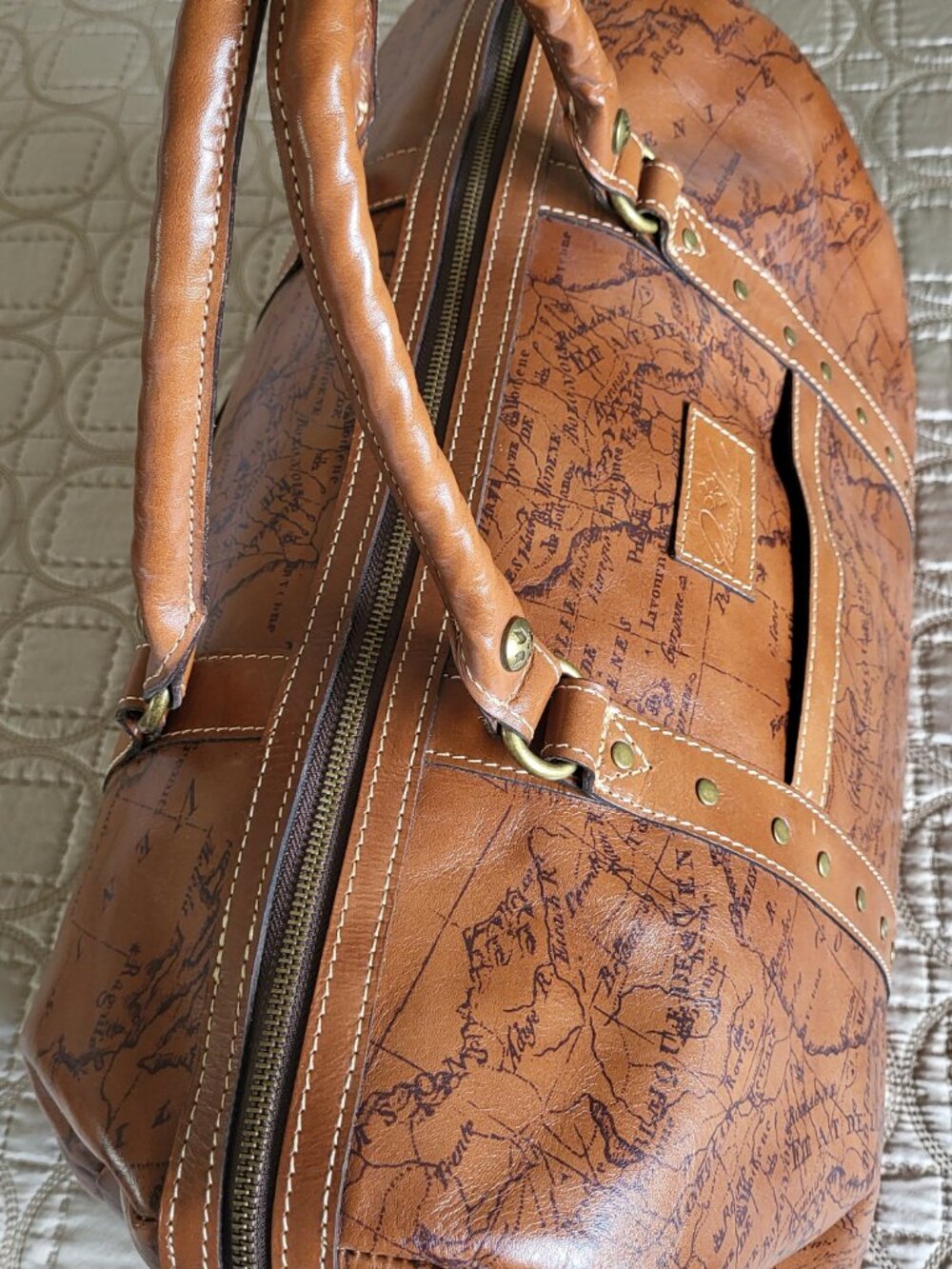 Patricia Nash Milano Weekender Duffel Bag - Signature Map Print - Riot Rust - Picture 3 of 10